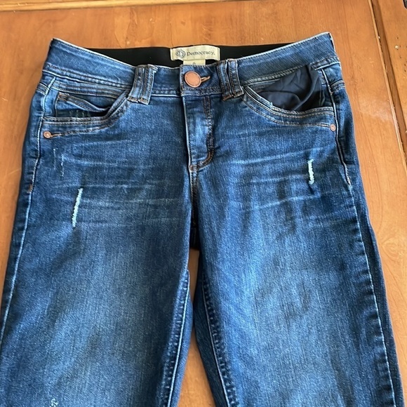 Democracy Ab Technology Distressed Jeans Size 6 - Picture 2 of 10